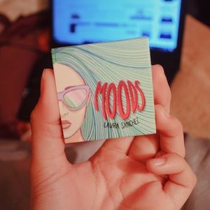 laura sanchez moods eyeshadow